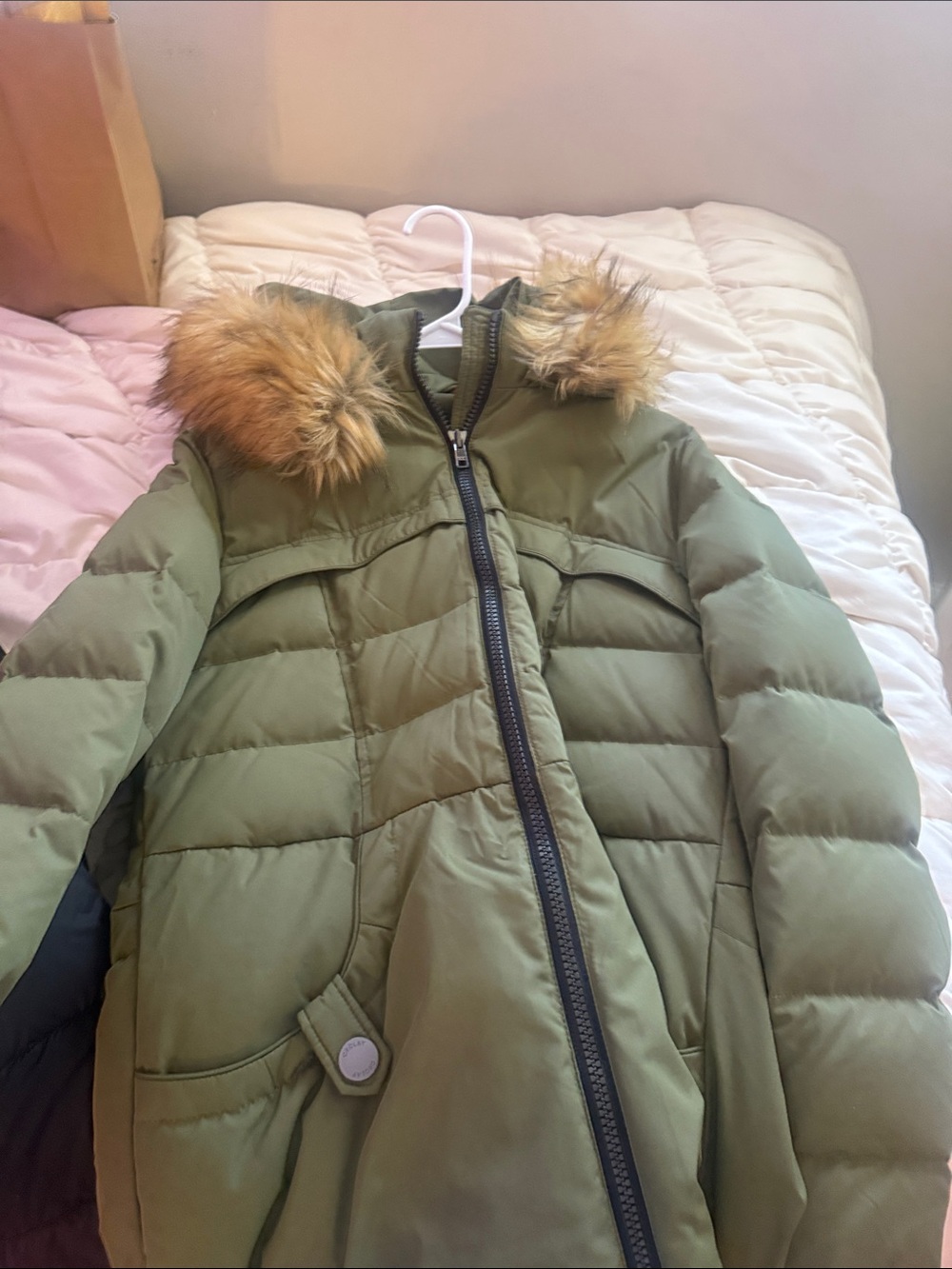 Olive Green Puffer Coat with Faux Fur Trim